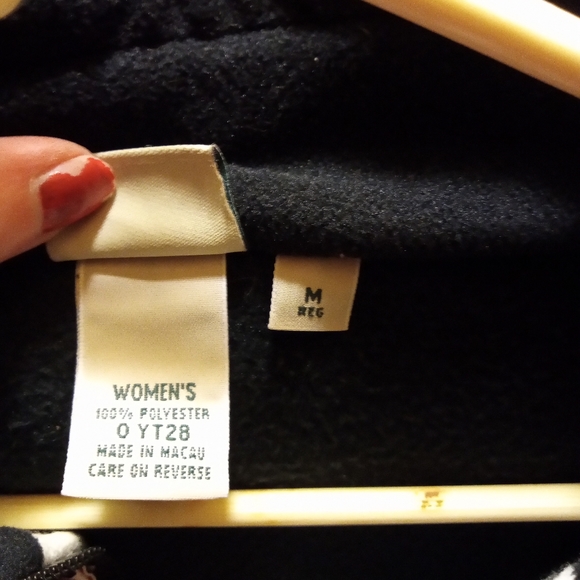 LL Bean Navy Blue Long sleeve Wool Sweater Size P Med - Picture 5 of 7